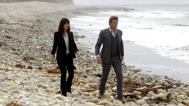Mentalist S04E05 Du sang sur le sable