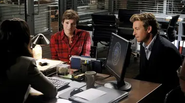 Mentalist S05E04 De père en fils