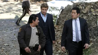 Mentalist S05E13 Si près du but