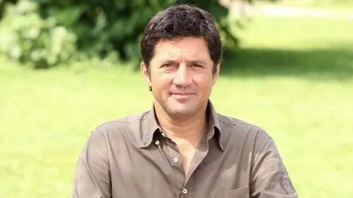 Mes amis, mes amours, mes emmerdes S01E02 Comment lui dire?