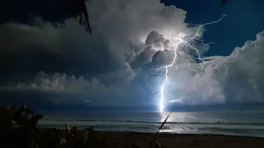 Météo alerte Foudre : va-t-elle frapper plus souvent ?