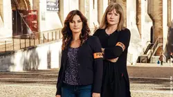 Meurtres à... S03E04 Meurtres à Avignon