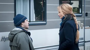 Meurtres à... S02E03 Meurtres à Etretat