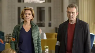 Meurtres à... S03E06 Meurtres sur le lac Léman