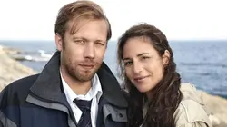 Meurtres à Sandhamn  S02E02 Du sang sur la Baltique