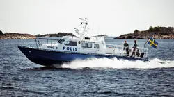 Meurtres à Sandhamn S02E03 Du sang sur la Baltique