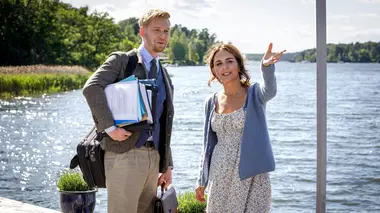 Meurtres à Sandhamn S16E01 Olivia