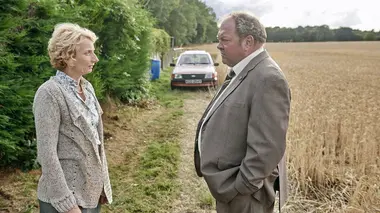 Meurtres à White House Farm S01E03