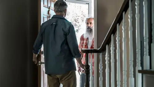 Meurtres sous surveillance Secoués et bouleversés