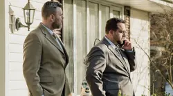 Meurtres sous surveillance