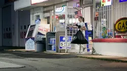 Meurtres sous surveillance Une personne pas très sociable