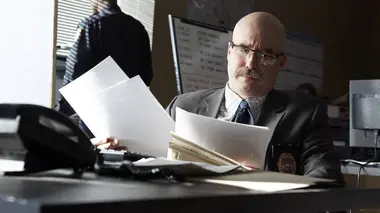 Meurtres sous surveillance S05E11 Trompeuse ressemblance