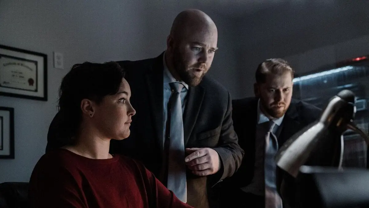 Visuel de Meurtres sous surveillance Un "regard de travers"