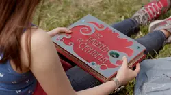 Mia et moi S03E11 Les flèches luisantes