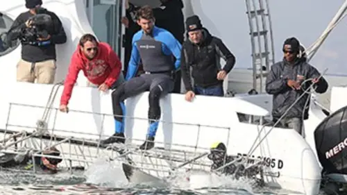 Michael Phelps parmi les requins