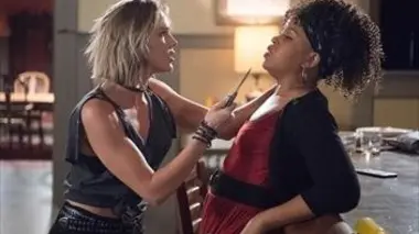 Midnight, Texas S02E05 Histoires de famille
