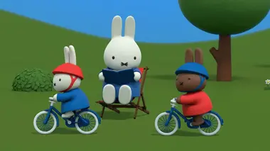 Miffy et le jeu de l'imitation