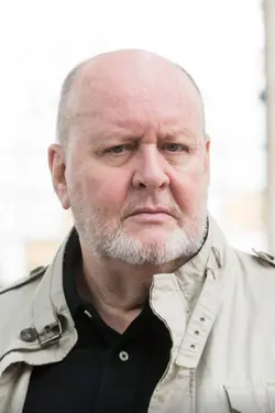 Photo Mike Verdrengh