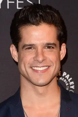 Photo Miles Gaston Villanueva