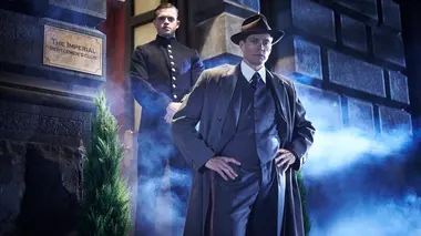 Miss Fisher enquête S02E07 Sortie de route