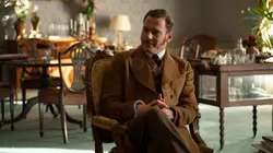 Miss Scarlet, détective privée  S04E04 L'aigrette de diamant