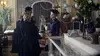 Eliza Scarlet dans Miss Scarlet, détective privée S02E01 La boîte de Pandore (2022)