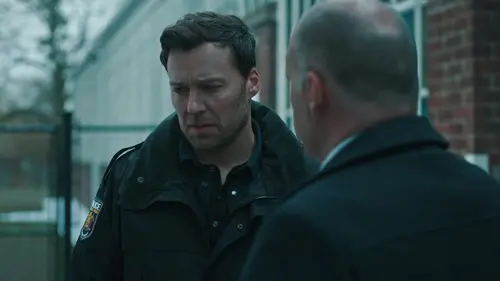 Mistletoe Murders S02E03 Les ides de décembre - Partie 1 en streaming