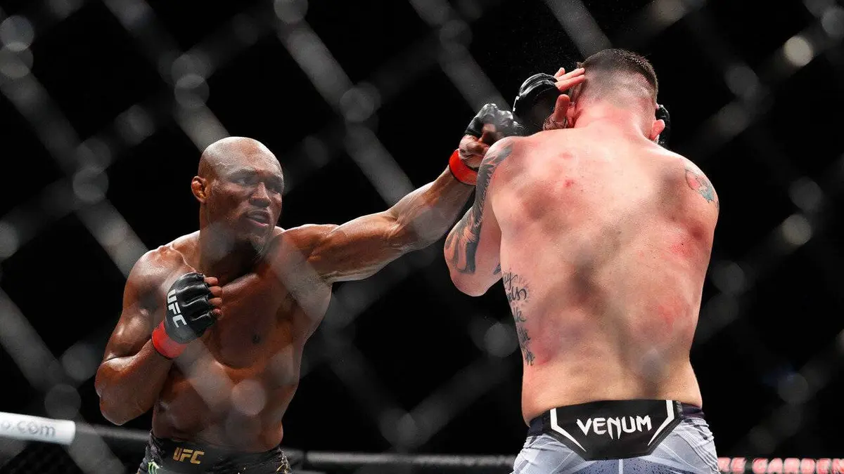 MMA : UFC 268 Poids mi-moyens : Kamaru Usman - Colby Covinghton II
