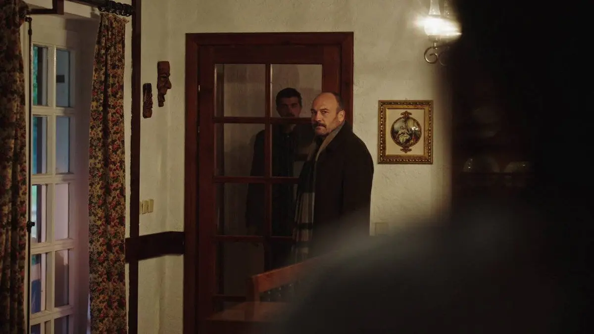Mme Fazilet et ses filles S01E133