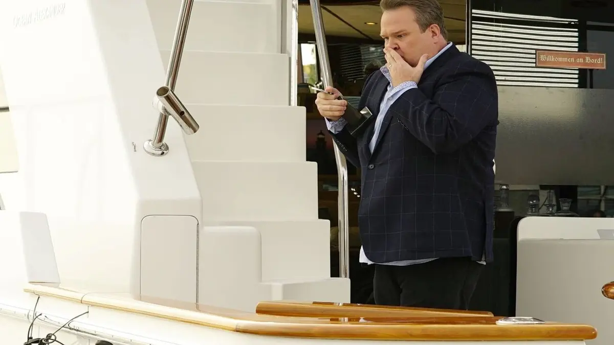 Modern Family S08E12 La magie de la Saint-Valentin