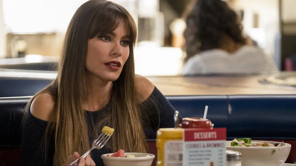 Modern Family S09E08 Fan de
