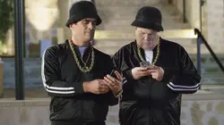 Modern Family S09E16 Usual Suspects
