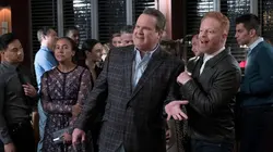 Modern Family  S09E14 Un amour de Saint-Valentin