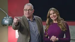 Modern Family S10E18 Question de virilité