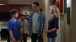 Modern Family S05E04 Le char de gouttière