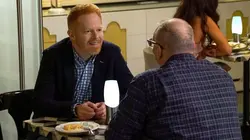 Modern Family S08E21 Besoin d'air