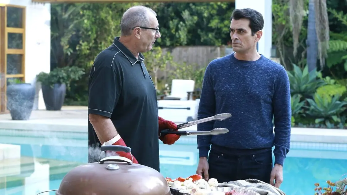 Modern Family S06E19 Le roi de la fête