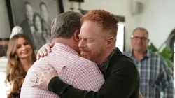 Modern Family S11E18 Vous allez nous manquer