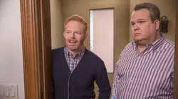 Modern Family  S07E13 C'est qui la patronne?