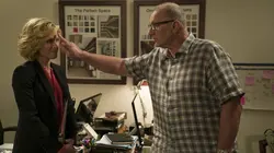 Modern Family S07E22 Double clic
