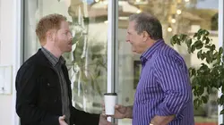 Modern Family S01E13 La télé qui commande