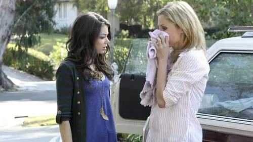 Modern Family S02E01 Massacre à la scie-sauteuse en streaming