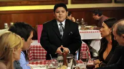 Modern Family S02E08 A la recherche de l'enfance perdue en streaming