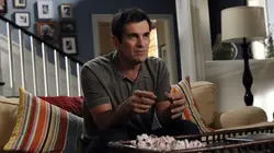 Modern Family S03E11 Lames de rasoir et souris noires en streaming