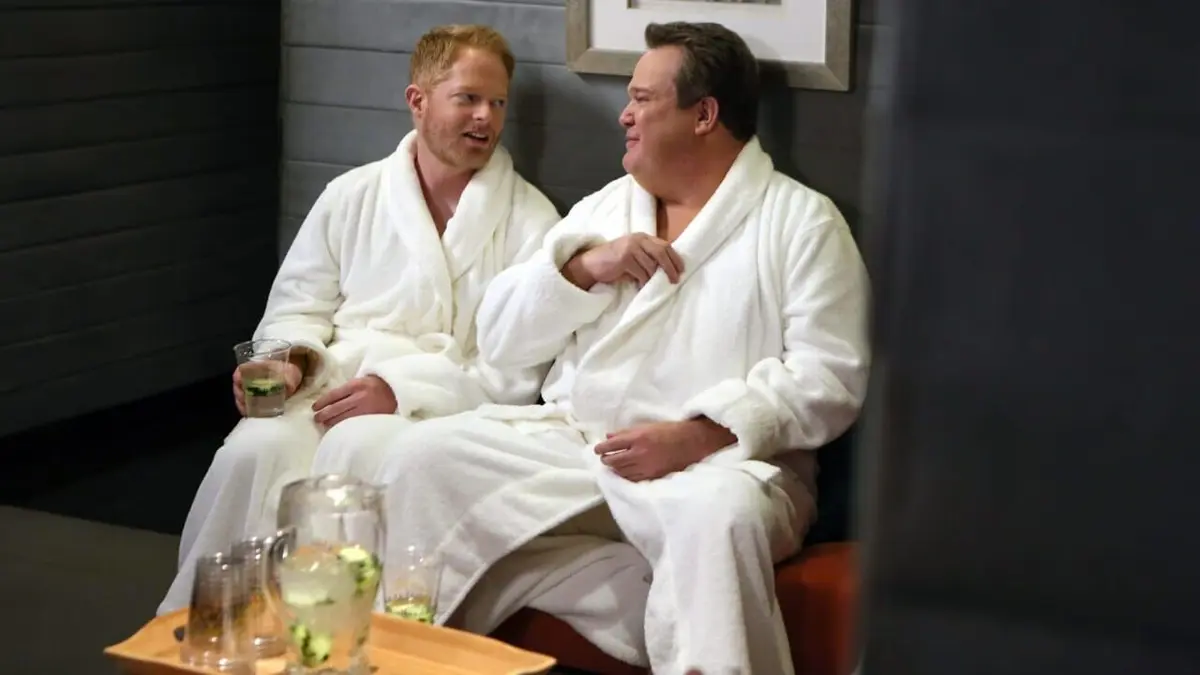 Modern Family S05E18 Les petits plaisirs de Las Vegas