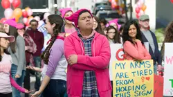 Modern Family S08E20 Girl Power en streaming