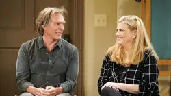 Mom  S08E08 Détachement bienveillant