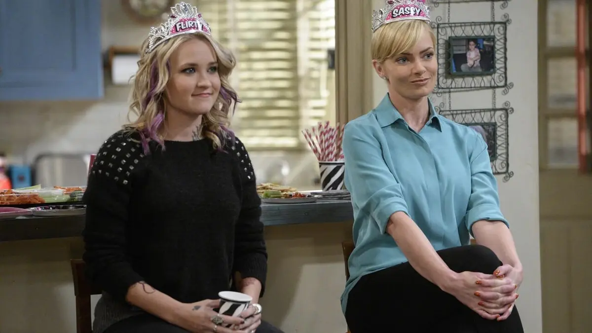 Mom S03E12 L'héroïne du jour