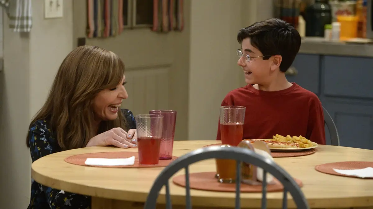 Mom S03E15 Changement séduisant