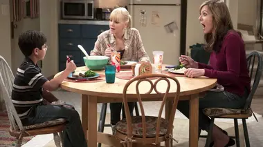 Mom S02E19 Un chat dépressif